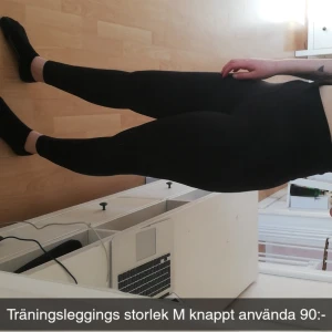 Leggings - Otroligt sköna leggings, knappt använda. 