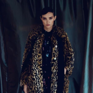  - Beautiful faux fur coat from ERDEM & H&M collaboration✨ This product is Sold out on the web & in stores