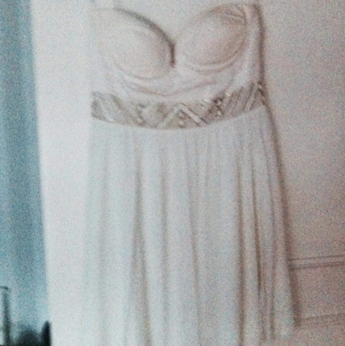 Den perfekta studentklänningen. Använd 1 gång - 1385806936