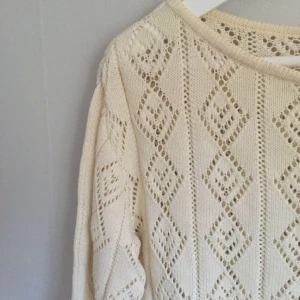  - Superfin virkad tröja!  ✨Hämtas i Karlskrona // Frakt betalas av köparen  Priset kan eventuellt diskuteras✨