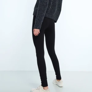  - Leggings, fint skick.  +35 för frakt 