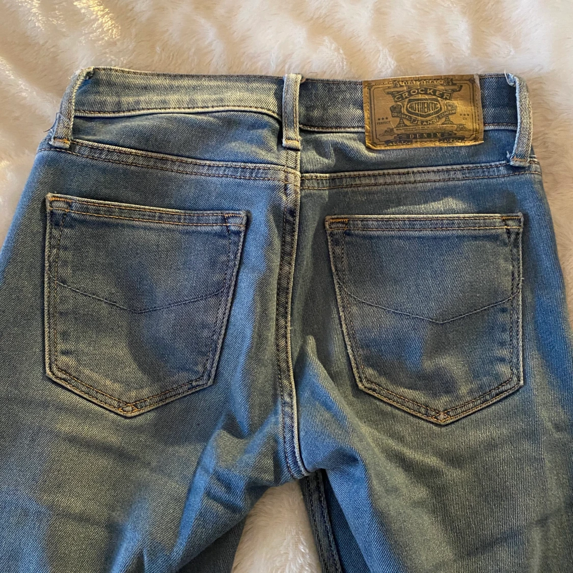 Skitsnygga lågmidjade och trendiga Crocker jeans