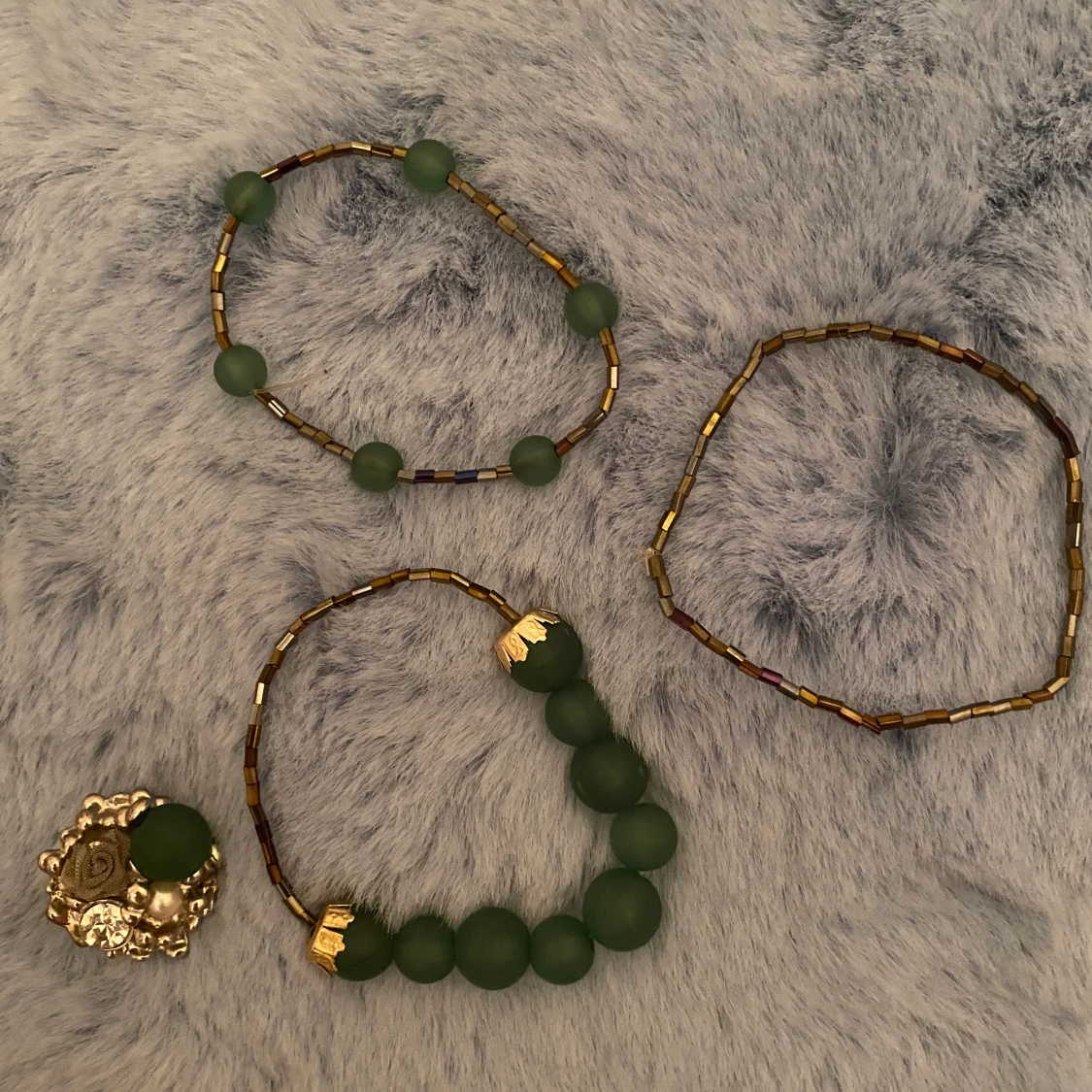 Handgjorda acceseries.