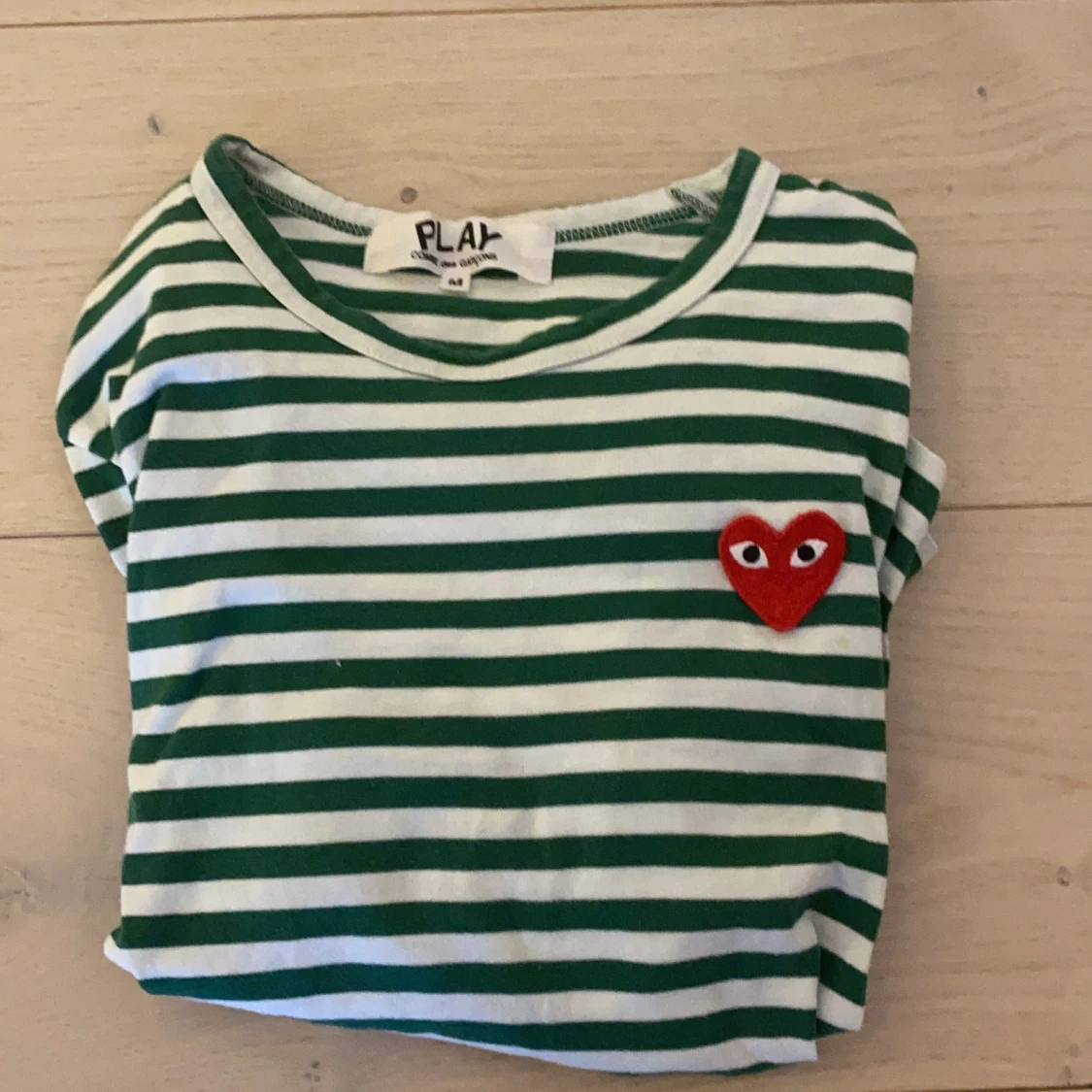 PLAY comme des GARCONS tröja❤️
