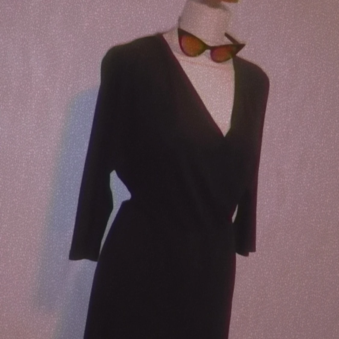 Svart midi klänning - 90