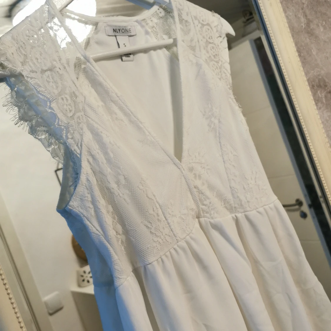 Söt sommar klänning från nelly  - 90