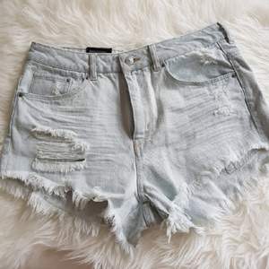Nya shorts ifrån H&M, aldrig använda💎 100 kr inklusive frakt