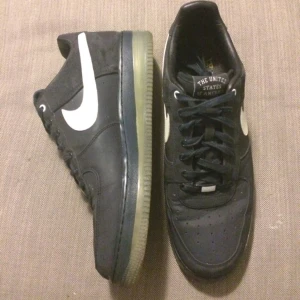  - Nike air force 1. Medal stand pack. Reflex