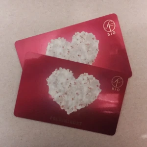  - Båda är köpta feb 2017. Säljs pga smak (filmerna på bion just nu är inte särskilt roliga). Totalt värde: 200 kr