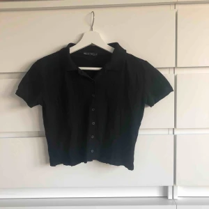  - Urgullig topp från Brandy Melville som jag använt max 3 ggr.🦋möts upp i Stockholm 