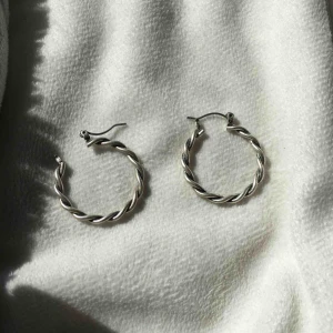  - Skit snygga ringar från urban outfitters💋