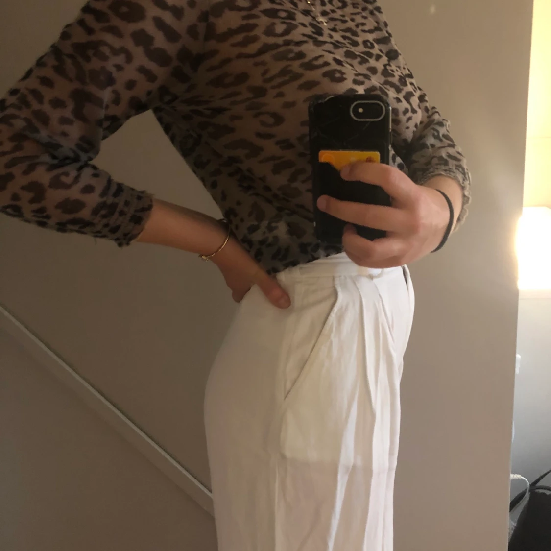 Genomskinlig leo tröja  - 90