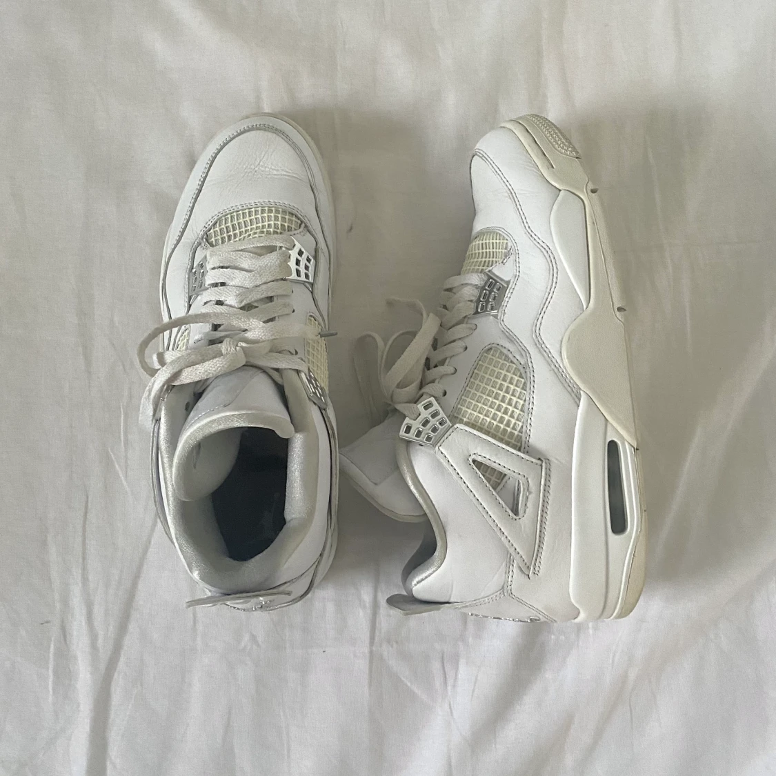 Jordan 4 Pure Money