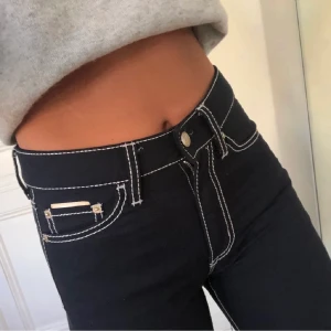 Eytys byxor - Eytys byxor i superfint skick, storlek 27/34. Säljs då de ej kommer till användning 