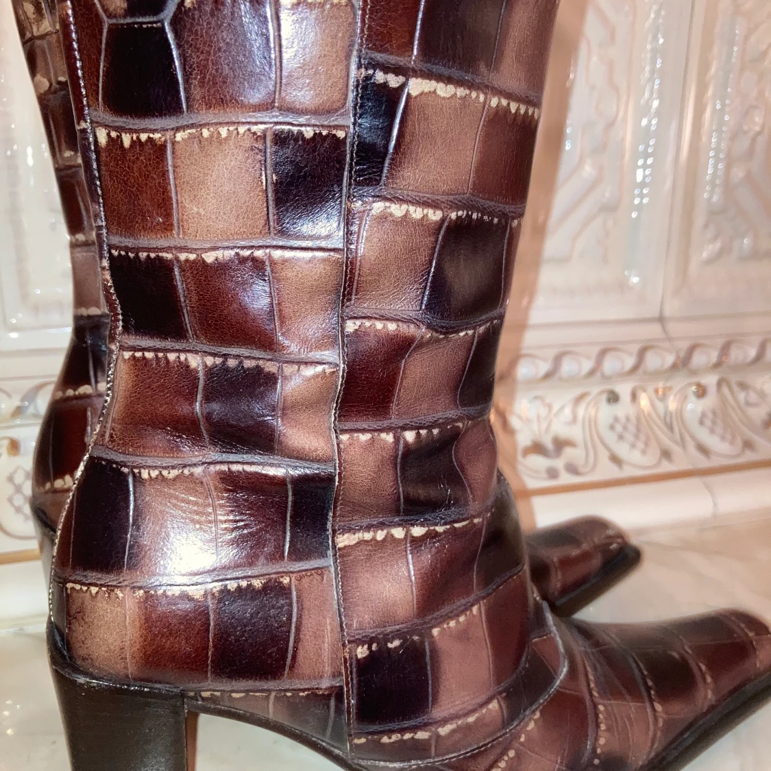 Spetsiga skor. Äkta skinn!  - 91