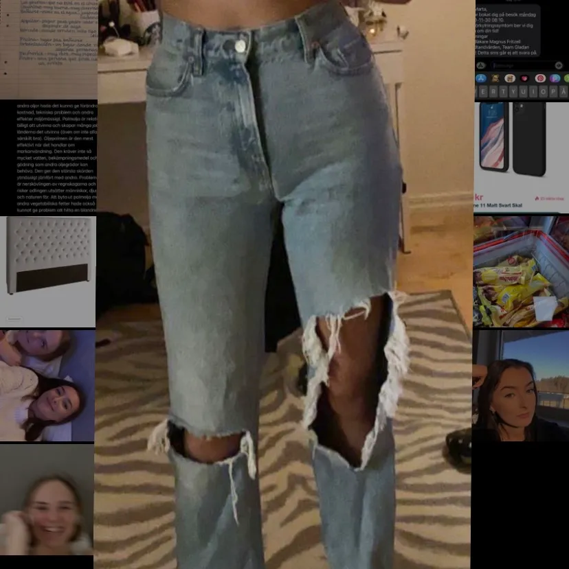 Helt slutsålda jättepopulära jeans från mango🥰 Väldigt bra skick, hålet har blivit lite större som syns på bilderna, vilket enligt mig bara är snyggt! De är långa i benen och sitter jättesnyggt💞 Köpta för 599. Jeans & Byxor.