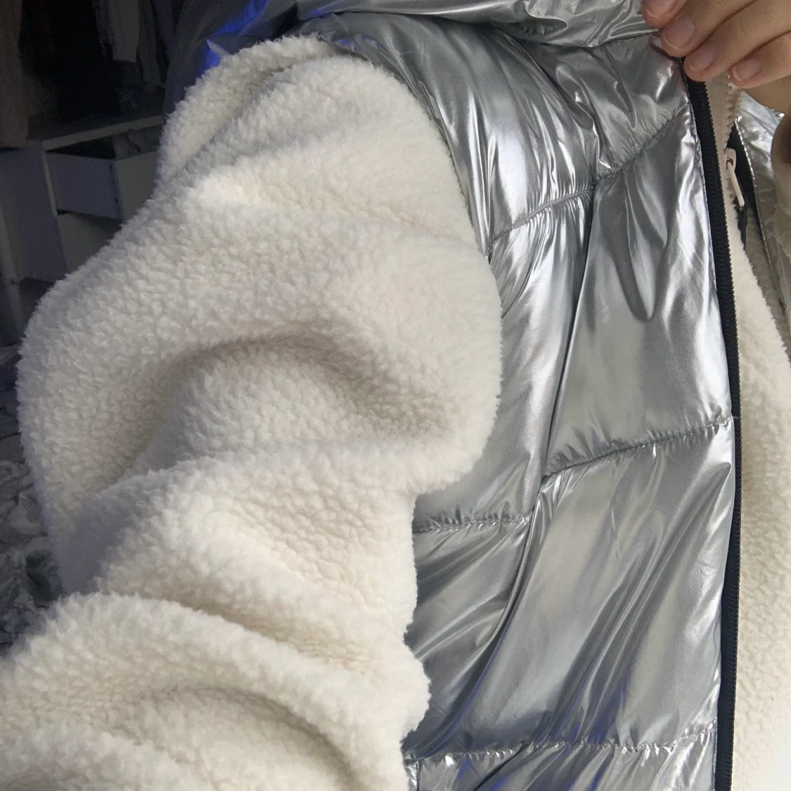 Silvrig väst, MANGO - 90