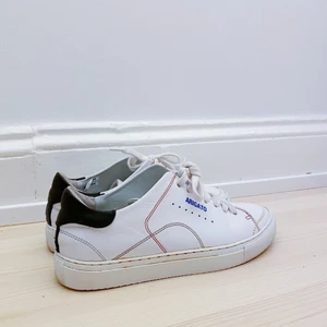 Axel Arigato Clean 90s Limited Edition - Size 37 - Worn in but good condition