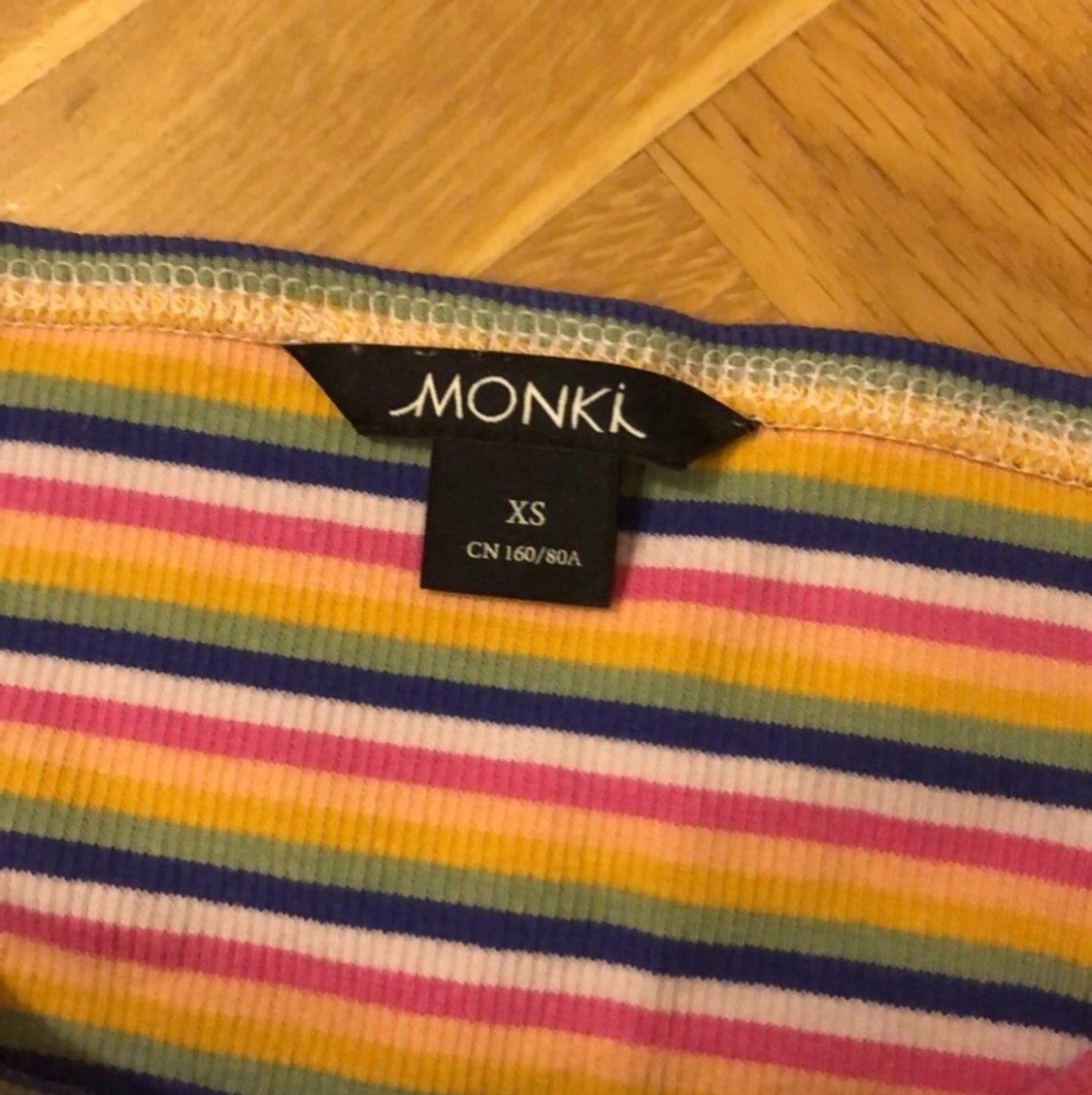 Offsholder-tröja från monki - 91