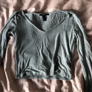  - Snygg långärmad topp från forever 21! ☀️