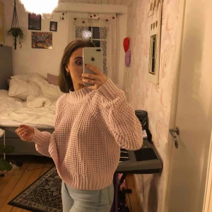  - Superskön rosa stickad tröja💓 frakt tillkommer 