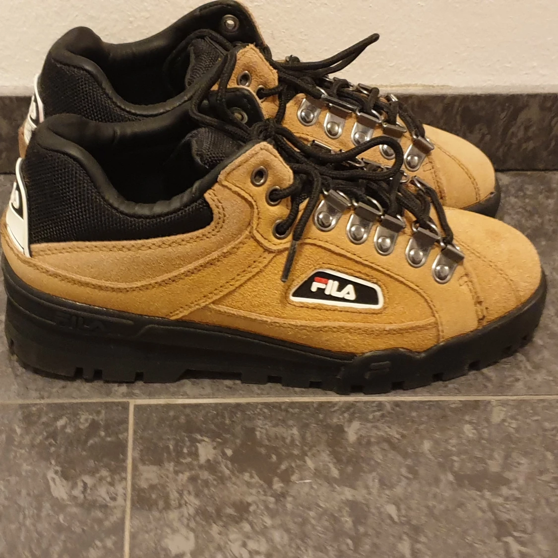 Fila Trailblazer Suede - 91