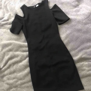  - Klänning från h&m Storlek xs 