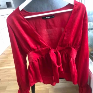  - Tröjan är i väldigt bra skick! 