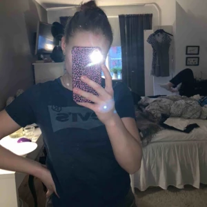  - T-shirt från levi’s