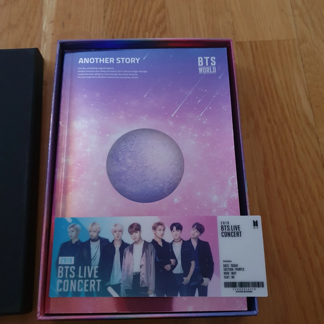 BTS world album - 90