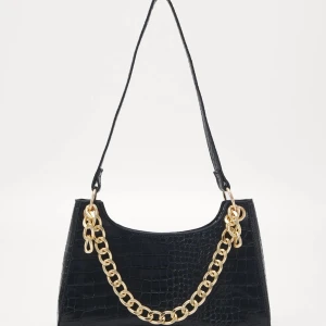 Handväska - Svart handväska med krokodilskinns mönster, köpte den på zalando för 279kr✨