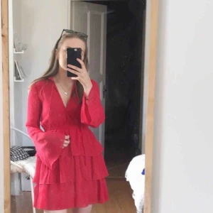  - Klänning från Linn Ahlborg x NAKD.  Använd en gång.. nypris 499kr, mitt pris 150kr + frakt. 