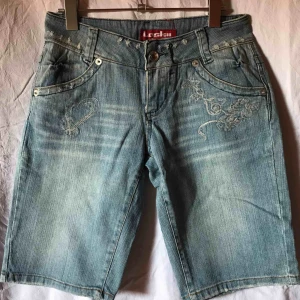  - Shorts helt nya Frakt ingår