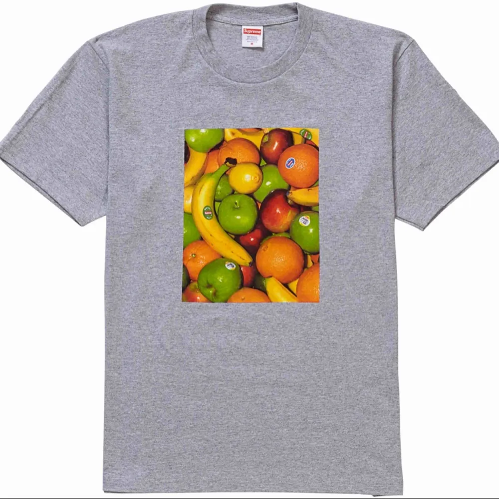 Supreme Fruit Tee Heather Grey Helt ny. T-shirts.