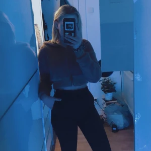 Croppad kofta - Jätte fin och höstlig🍂