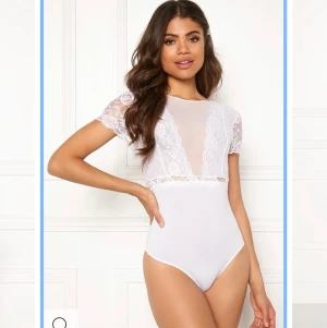 Ny body  - Ny body som aldrig är använd. Från vero Moda. Djup i ryggen. 