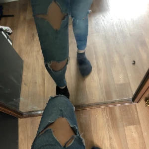 Ljusa jeans  - Vanlig ljusblåa jeans 