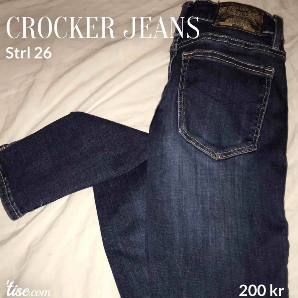 Crocker jeans strl 26. Ny skick. Inga hål eller något. Knappt använda. Pris:200 Byte: skulle kunna bytas mot bootcut jeans. . Jeans & Byxor.