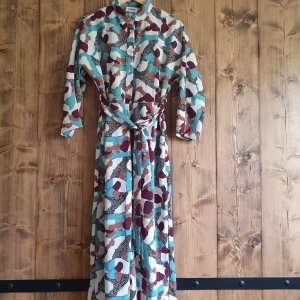  - Fits 38 to 42 Worn once