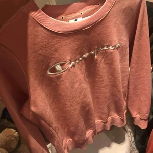  - Säljer min äkta champion då den aldrig kommit till användning. Alltså helt ny och i toppen skick! Nypris runt 550-650 ca