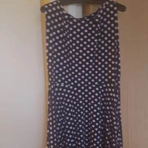  - Rocka Billy klänning andvänd en gång .mycket  välvårdad och ny tvättad.