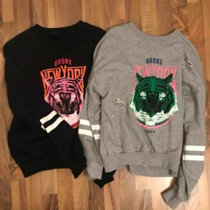  -   Oversized tröja ifrån Gina. 100kr/st Köparen står för frakten.