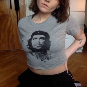  - En tröja som jag klippt hehe