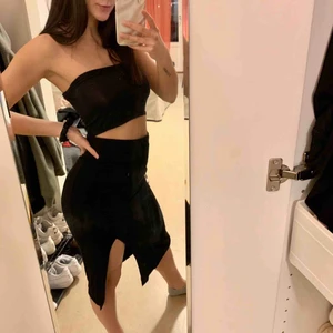  - Never wore this one, realized it wasn’t really my style! I can ship or we can meet in västerås🥰