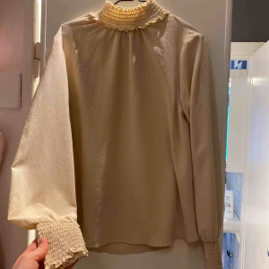  - Aldrig använd. Köparen står för frakten 🤗