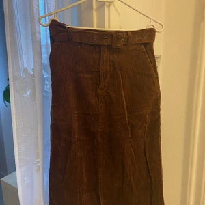 Retro manchesterkjol  - Jättefin kjol i manchester. Perfekt för vintern. 