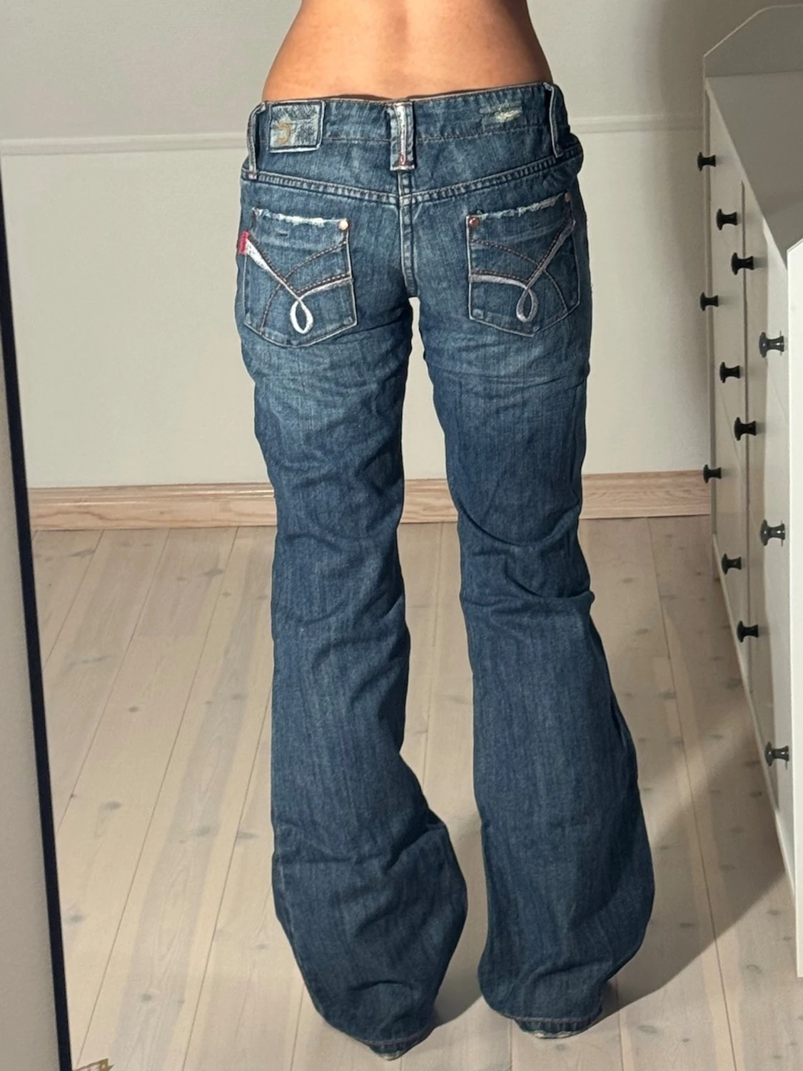 Low bootcut jeans  - 2