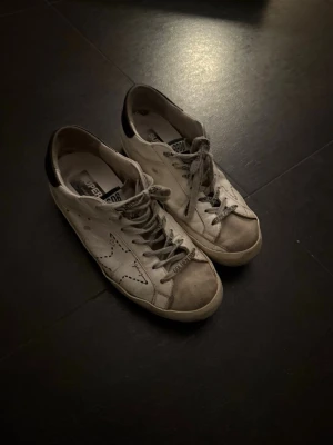 Golden goose skor - - Golden goose skor - Skick 7/10 - Storlek 40 passar 41 - inget og