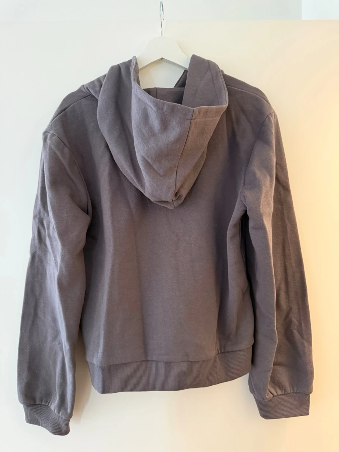 Grå/brun hoodie med dragkedja - 3