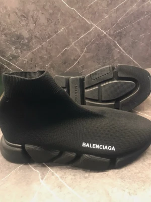 Speed trainers - Speed trainers i stl44 i bra skick. Tveka inte på o ställa någon fråga😀